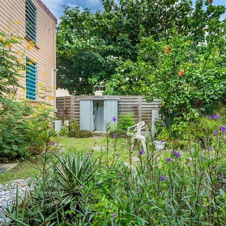 Appartement Charmant Au Carbet Avec Vue Sur La Mer 50 M² Le Carbet Extérieur photo
